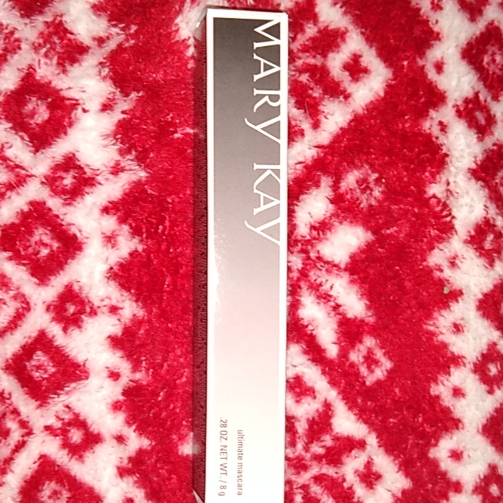Never used Mary Kay ultimate mascara